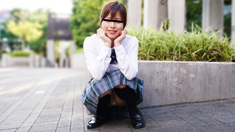 10musume 080224_01 The School Uniform: Looking at the camera while being teased and made to cum
